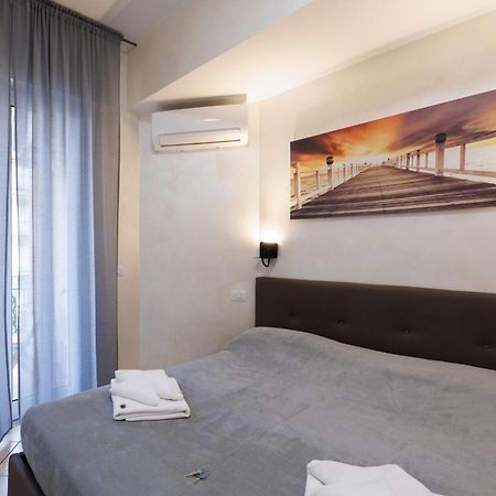 Hotel Roma Marine House Lido di Ostia Exterior foto
